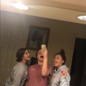 Meet your Posher, Mari